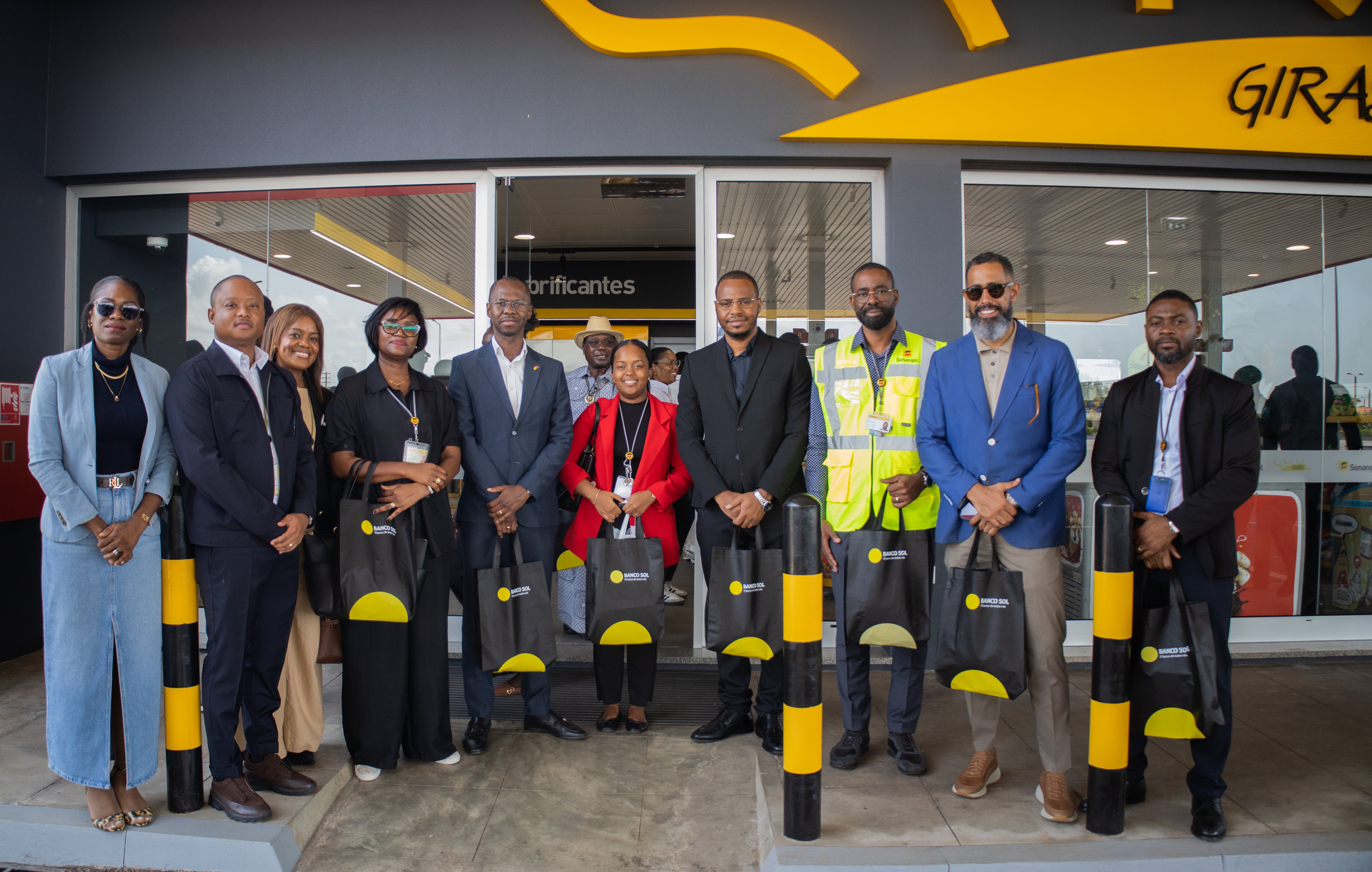 Banco Sol expande a rede Kumbu 24h nos Ramiros - Grupo de Trabalho