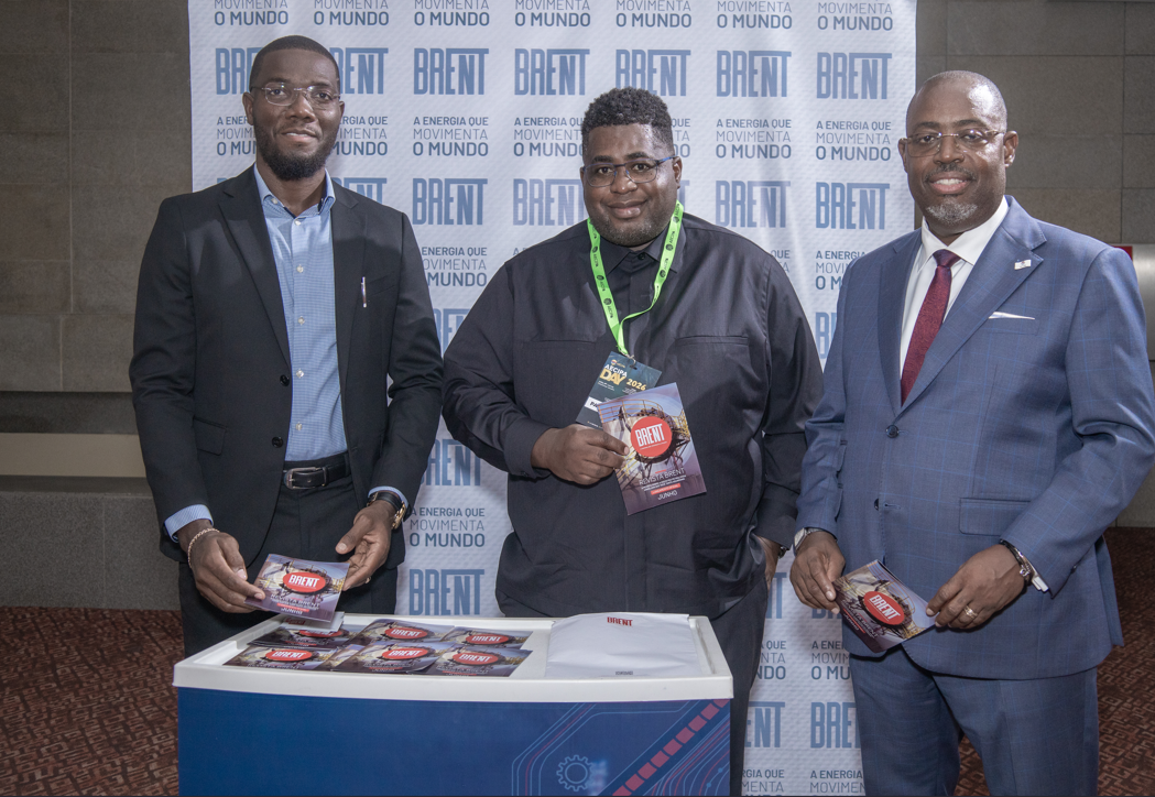 Membros da Revista Brent, com Presidente da AECIPA, no evento